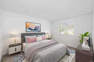 2891 Oakwood Creek Way, Escondido, CA 92027 - Photo 14