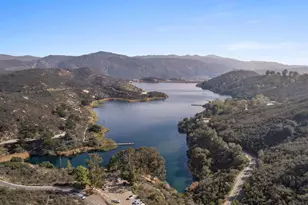 2891 Oakwood Creek Way, Escondido, CA 92027 - Photo 40