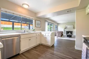 2940 Gaviota Cir, Carlsbad, CA 92009 - Photo 10