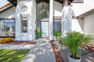 2940 Gaviota Cir, Carlsbad, CA 92009 - Photo 2