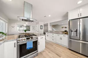 6827 El Fuerte St, Carlsbad, CA 92009 - Photo 16