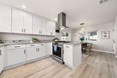 6827 El Fuerte Street, Carlsbad, CA 92009 - Photo 22