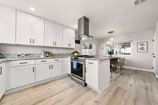 6827 El Fuerte St, Carlsbad, CA 92009 - Photo 22