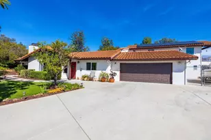 1402 Rimrock Dr, Escondido, CA 92027 - Photo 18