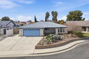 905 Cimarron Ct, Ridgecrest, CA 93555 - Photo 2