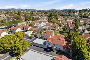 1733 Gentle Breeze Ln, Encinitas, CA 92024 - Photo 46