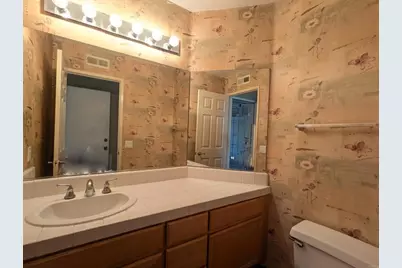 1560 Via Botero, Oceanside, CA 92056 - Photo 8