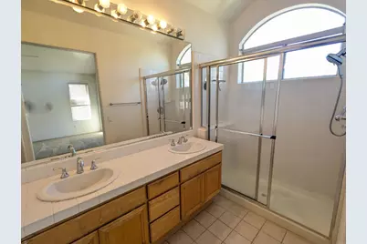 1560 Via Botero, Oceanside, CA 92056 - Photo 10