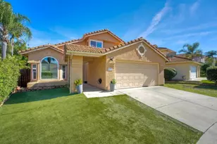 275 Royal Glen Dr, Fallbrook, CA 92028 - Photo 1