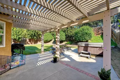 275 Royal Glen Drive, Fallbrook, CA 92028 - Photo 28