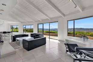 4594 Vista De La Patria, Del Mar, CA 92014 - Photo 12