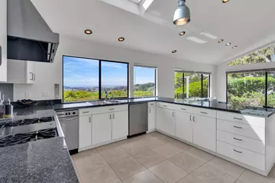 4594 Vista De La Patria, Del Mar, CA 92014 - Photo 16