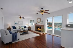 4359 Serena Ave, Oceanside, CA 92056 - Photo 4