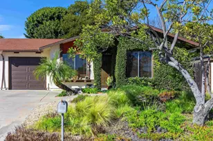 4558 Golden Ridge Dr, Oceanside, CA 92056 - Photo 2