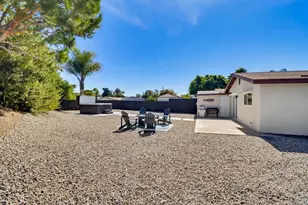 3599 McIntire Cir, Oceanside, CA 92056 - Photo 18