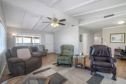 2250 N Broadway #31, Escondido, CA 92026 - Photo 6