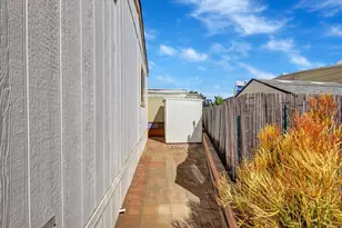 205 Mockingbird Ln, Oceanside, CA 92057 - Photo 24