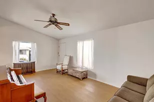 205 Mockingbird Ln, Oceanside, CA 92057 - Photo 4