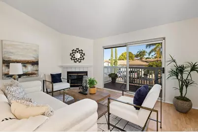 1330 Palomar Place #7, Vista, CA 92084 - Photo 10