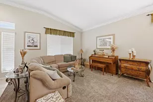 27678 Trailhead Ct, Corona, CA 92883 - Photo 4