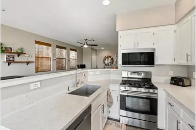 537 Sweet Pea Place, Encinitas, CA 92024 - Photo 12