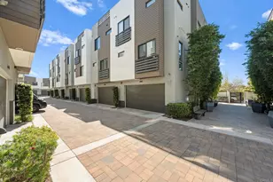 2563 State St, Carlsbad, CA 92008 - Photo 32