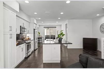 2563 State Street, Carlsbad, CA 92008 - Photo 4