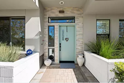 2563 State Street, Carlsbad, CA 92008 - Photo 2
