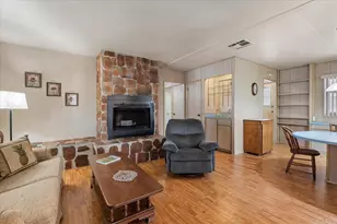 1010 E Bobier Dr, Vista, CA 92084 - Photo 16