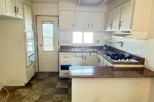 718 Sycamore Ave, Vista, CA 92083 - Photo 1