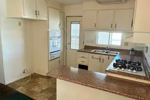 718 Sycamore Ave, Vista, CA 92083 - Photo 2