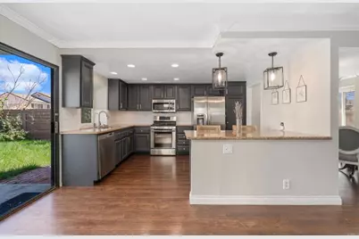 1841 Providence Way, Corona, CA 92878 - Photo 10