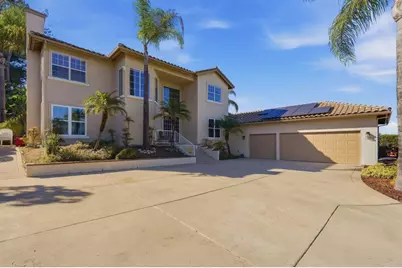 1921 Cresthaven Drive, Vista, CA 92084 - Photo 2