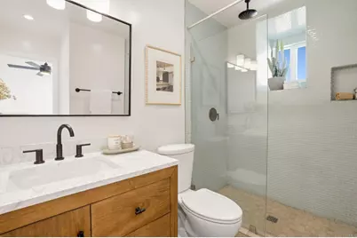 5027 Santa Monica Avenue #B, San Diego, CA 92107 - Photo 12