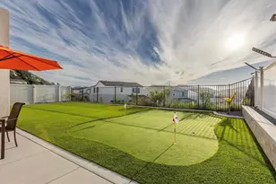 550 Meadowood St, Fallbrook, CA 92028 - Photo 32