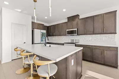 550 Meadowood Street, Fallbrook, CA 92028 - Photo 8