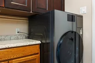 2067 Paseo De Anza, Vista, CA 92084 - Photo 20