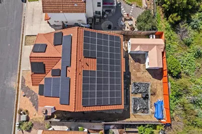 2067 Paseo De Anza, Vista, CA 92084 - Photo 4