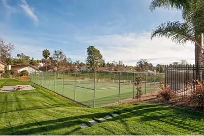 2067 Paseo De Anza, Vista, CA 92084 - Photo 22