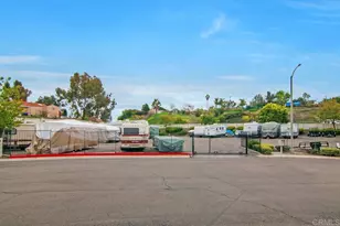 2067 Paseo De Anza, Vista, CA 92084 - Photo 24