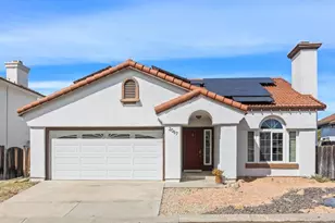 2067 Paseo De Anza, Vista, CA 92084 - Photo 2