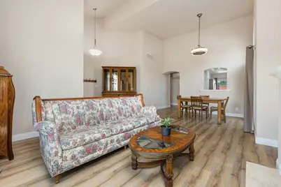 2067 Paseo De Anza, Vista, CA 92084 - Photo 8