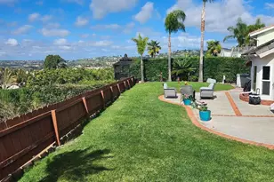 2124 Pintoresco Ct, Carlsbad, CA 92009 - Photo 10