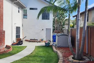 2124 Pintoresco Ct, Carlsbad, CA 92009 - Photo 22