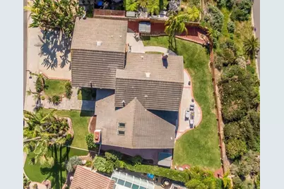 2124 Pintoresco Court, Carlsbad, CA 92009 - Photo 2