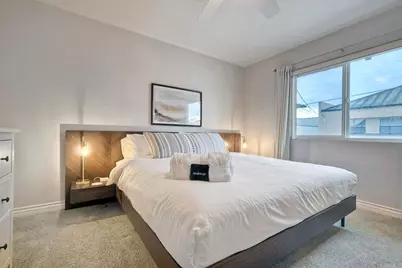 3008 Lincoln Street #12, Carlsbad, CA 92008 - Photo 14