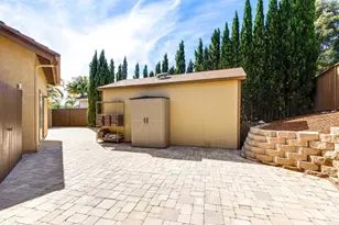 1025 Monterey Vista Way, Encinitas, CA 92024 - Photo 46