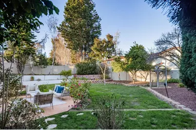 8092 Paseo Arrayan, Carlsbad, CA 92009 - Photo 28