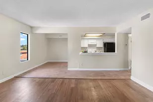 1040 E Washington Ave, Escondido, CA 92025 - Photo 2