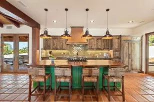 2525 Date Palm Ct, Vista, CA 92084 - Photo 10